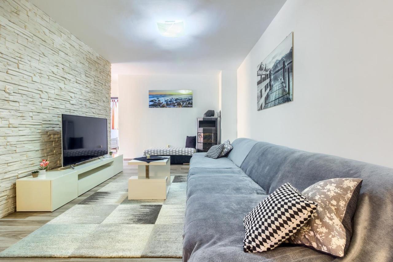 Apartmani Rialto Kakma Exterior foto